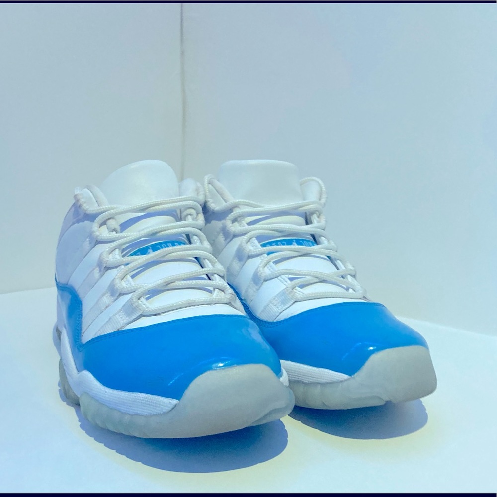 Jordan 11 UNC Lows 155$ or best offer
